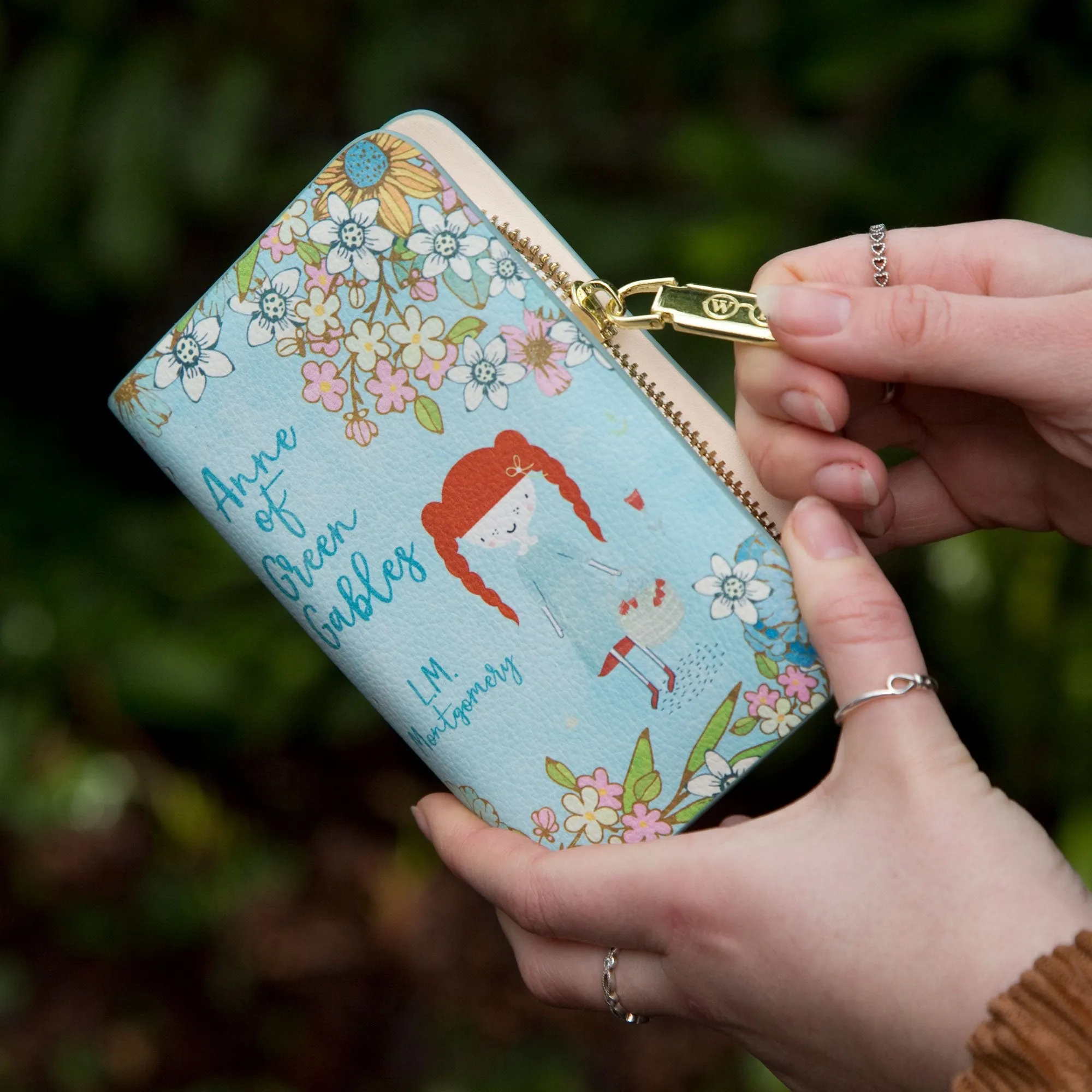 Anne of Green Gables Book Zip Around Purse