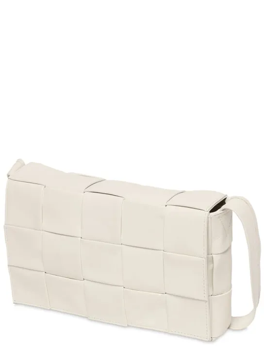 Bottega Veneta   Intreccio leather crossbody bag 