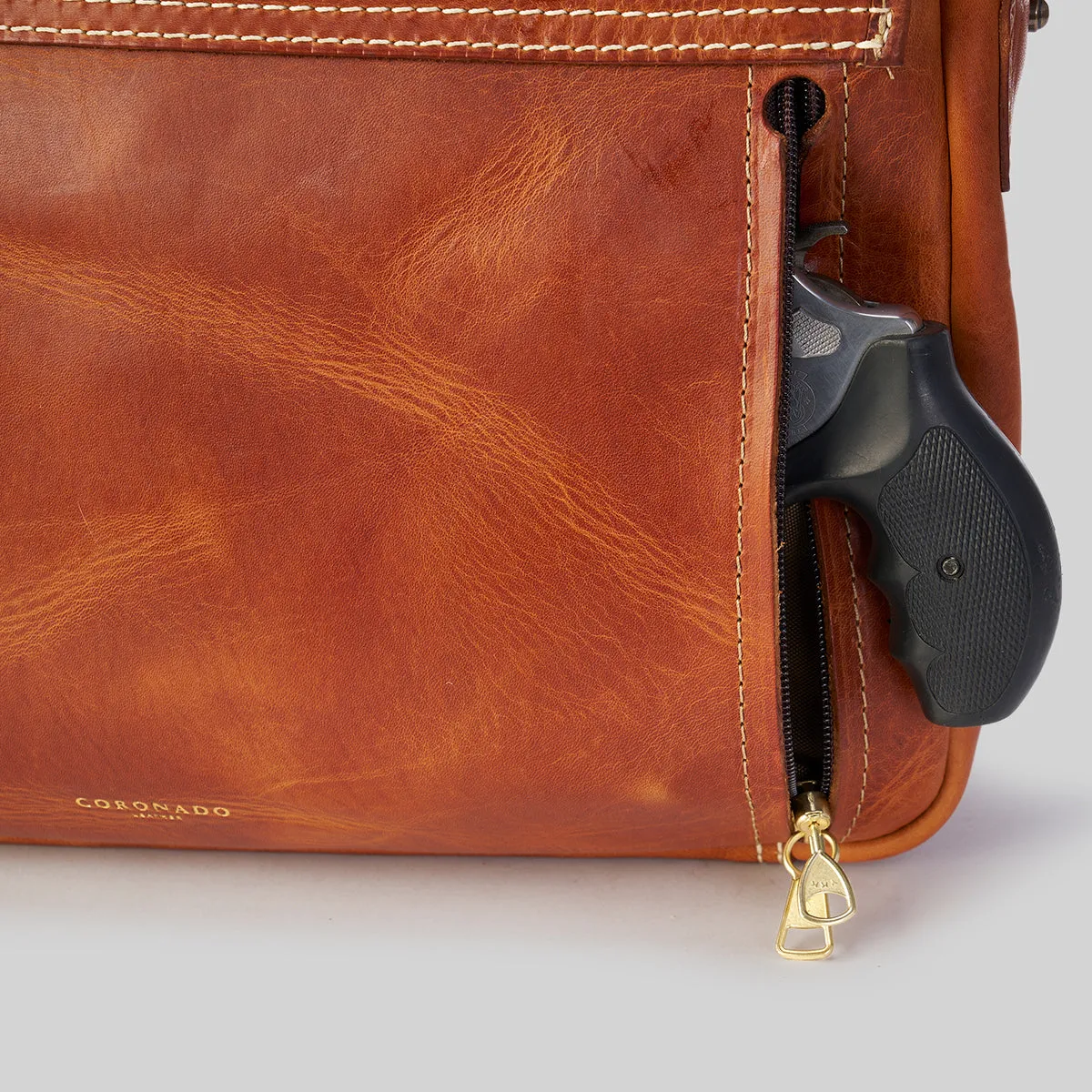 No.210 Americana Messenger | Chestnut