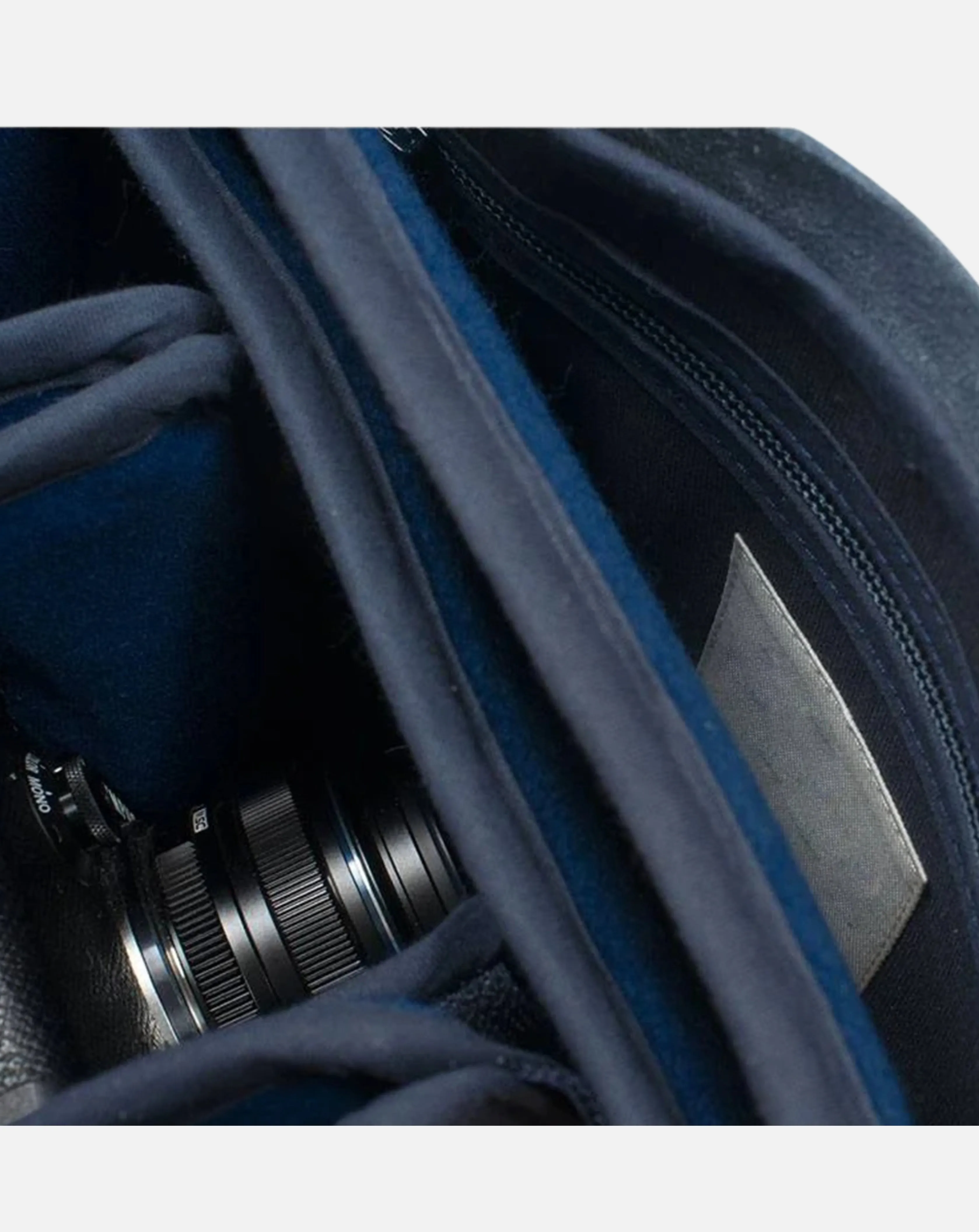 Pathfinder Pro - The Ultimate Leather Camera bag