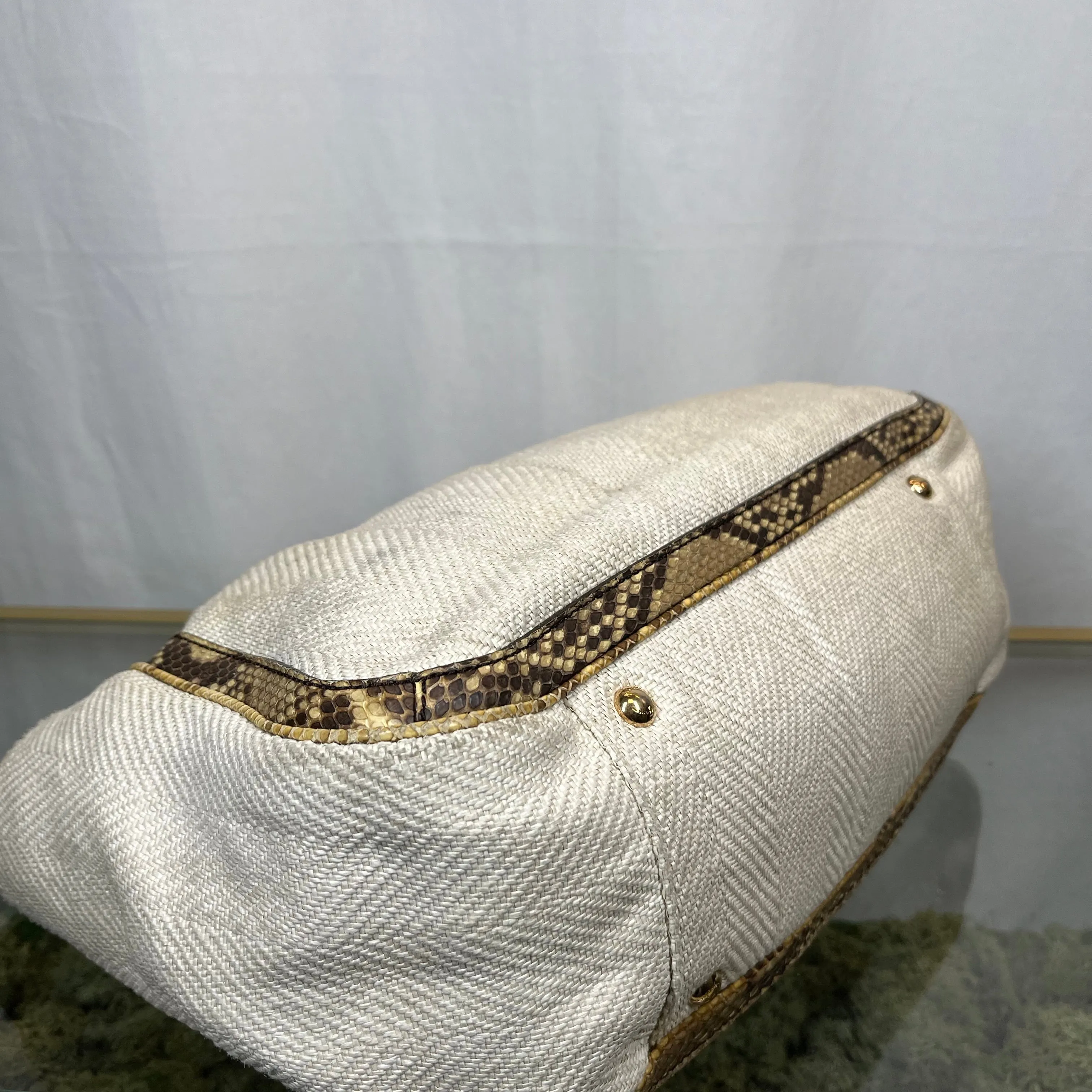 SALVATORE FERRAGAMO  Betulla Snakeskin/Canvas Shoulder Bag TS3734