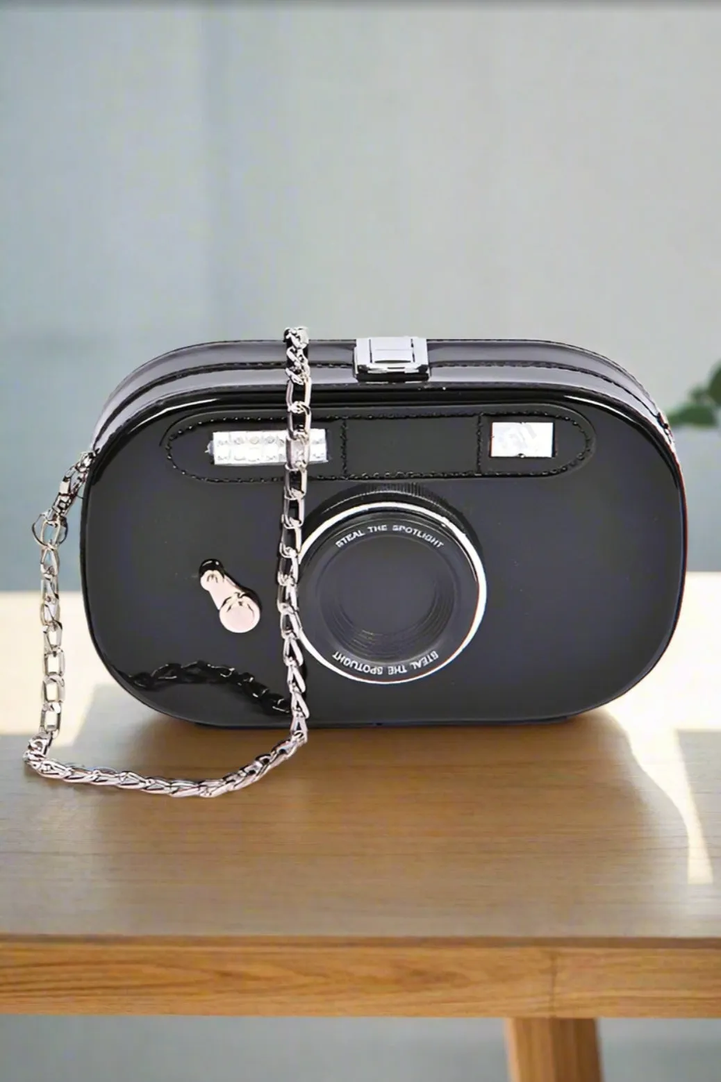 Vintage Camera Iconic Retro Purse Convertible Clutch Crossbody Novelty Bag